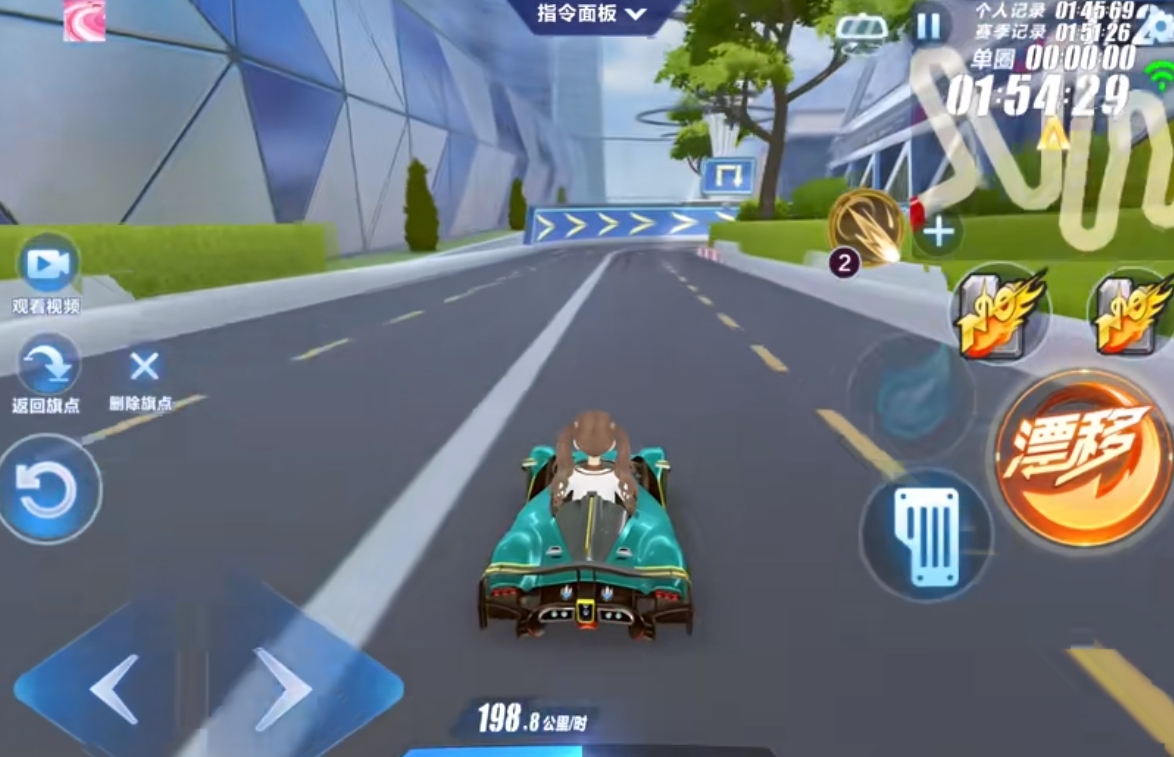 QQ飞车操作有什么技巧